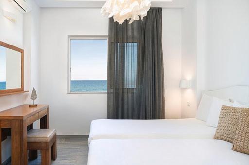 Tropicana Beach Resort Stalós 외부 사진
