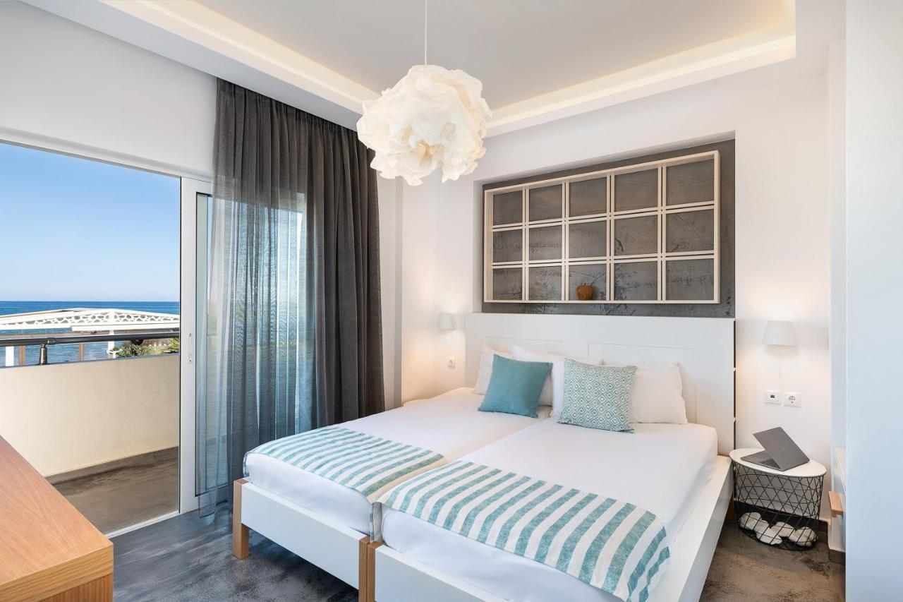Tropicana Beach Resort Stalós 외부 사진