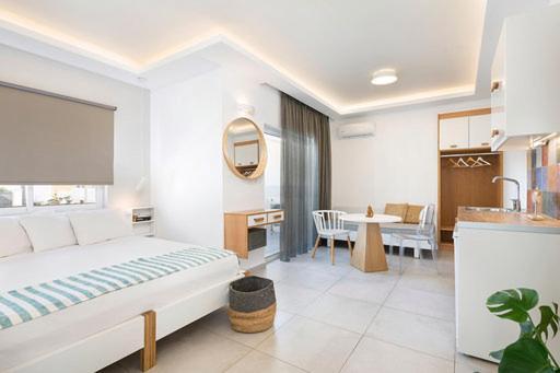 Tropicana Beach Resort Stalós 외부 사진
