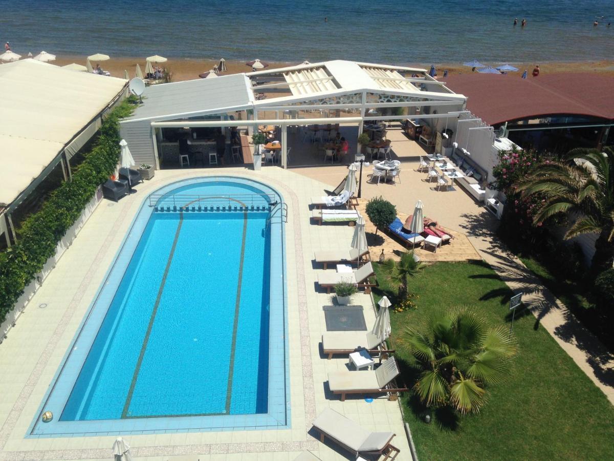 Tropicana Beach Resort Stalós 외부 사진